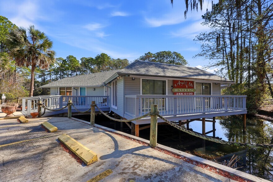 3683 Crown Point Rd, Jacksonville, FL à vendre - Photo de l’immeuble – Image 1 sur 43