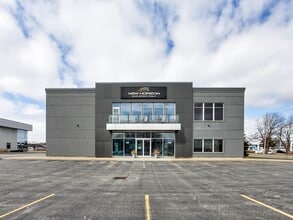 3170 Harvester Rd, Burlington, ON à louer Photo intérieure– Image 1 sur 55