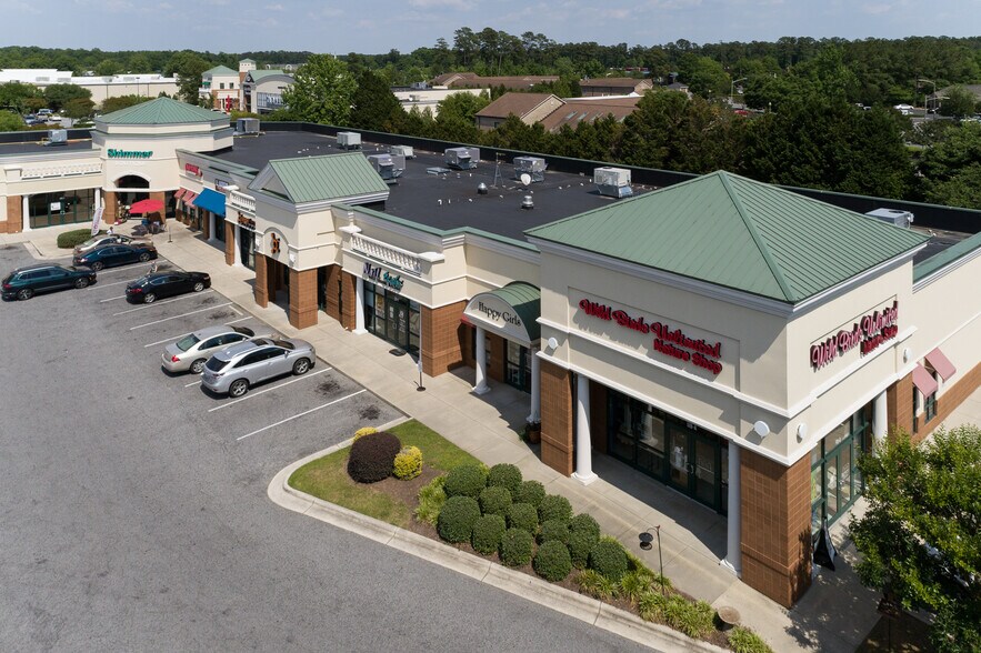 518 Greenville Blvd SE, Greenville, NC à louer - Photo de l’immeuble – Image 2 sur 5