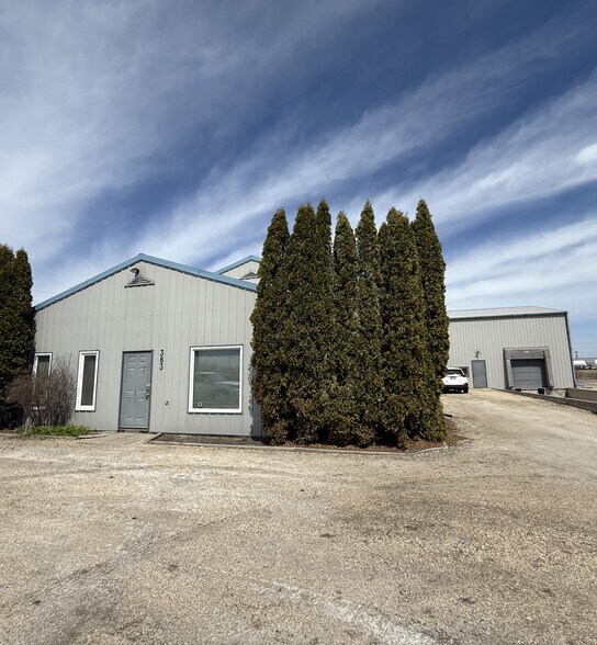 383 Gunn Rd, Winnipeg, MB à vendre - Photo de l’immeuble – Image 1 sur 8