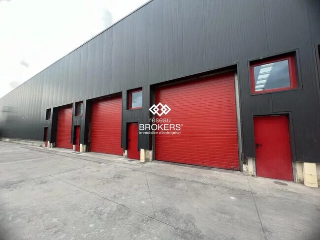 Plus de détails pour Industriel/Logistique à louer