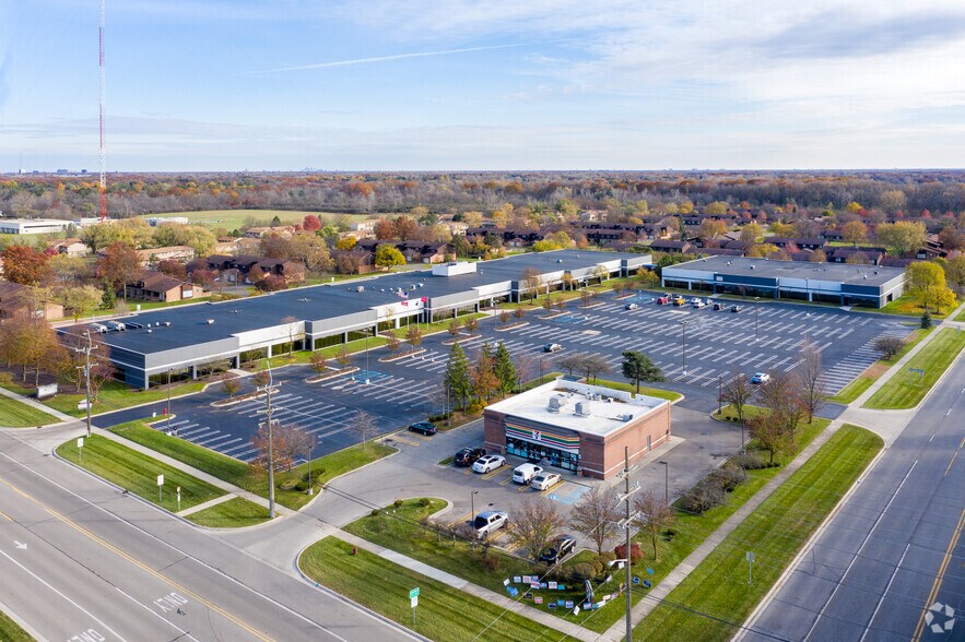 27355-27365 W 11 Mile Rd, Southfield, MI à vendre - Photo de l’immeuble – Image 2 sur 6