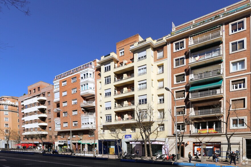 Calle de Diego de León, 39, Madrid, Madrid à louer - Photo de l’immeuble – Image 2 sur 4