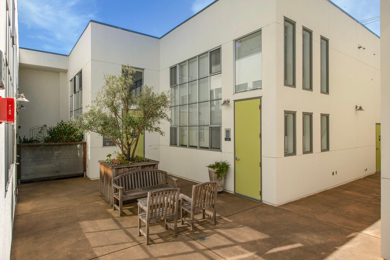 756 1st St W, Sonoma, CA 95476 - Lot 10 - - Photo intérieure - Image 2 of 26