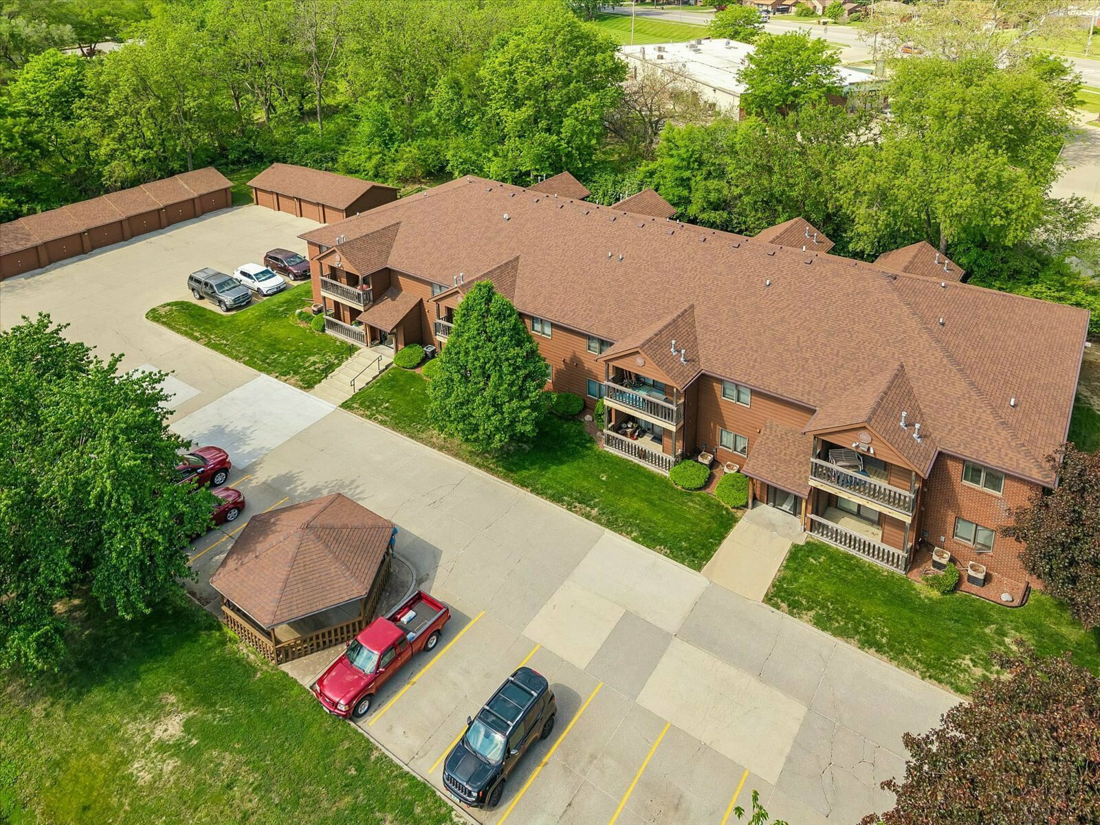 1620 Vine St, West Des Moines, IA à vendre Photo principale– Image 1 sur 7