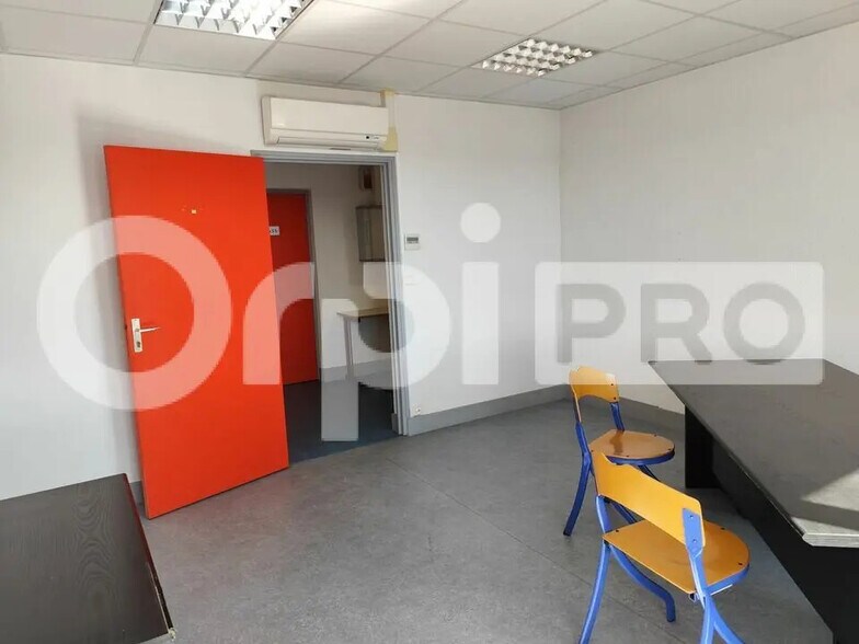 Bureau dans Limoges à louer - Photo de l’immeuble – Image 3 sur 4