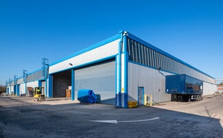 Plus de détails pour Stafford Rd, Wolverhampton - Industriel/Logistique à louer