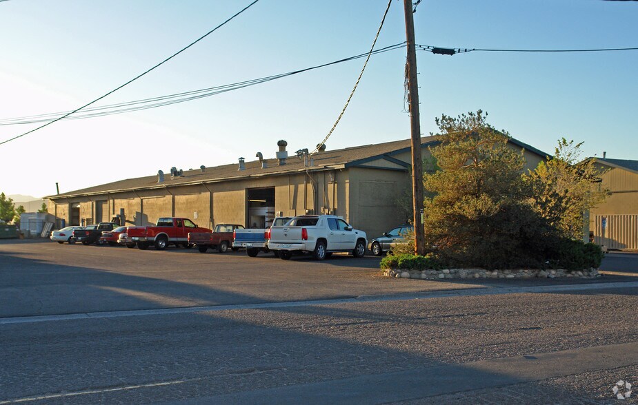 860 Marietta Way, Sparks, NV à vendre - Photo de l’immeuble – Image 2 sur 4