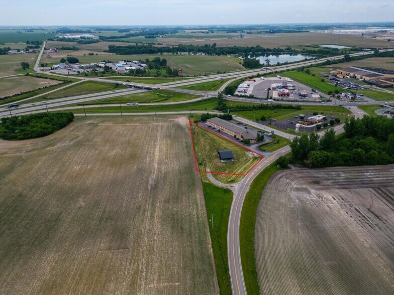 10260 Carr Rd, Jeffersonville, OH à vendre - Photo de l’immeuble – Image 2 sur 19