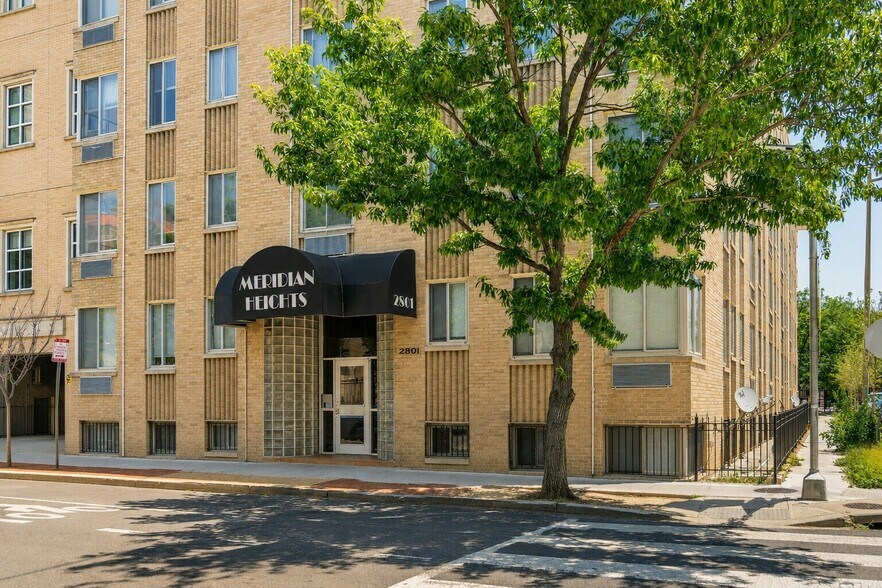 2801 15th St NW, Washington, DC à vendre - Photo de l’immeuble – Image 1 sur 21
