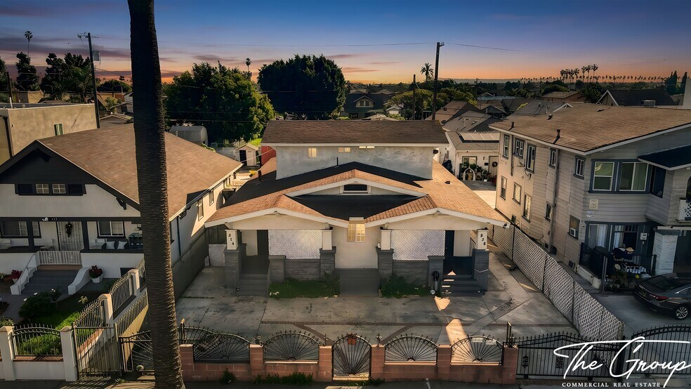 856 W 47th St, Los Angeles, CA à vendre - Photo principale – Image 1 sur 38