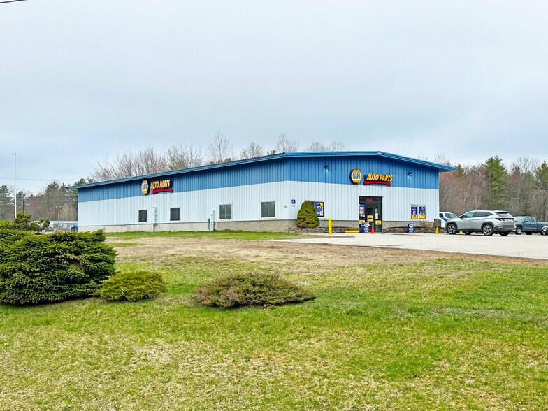 780 Narragansett Trl, Buxton, ME à vendre - Photo de l’immeuble – Image 1 sur 5