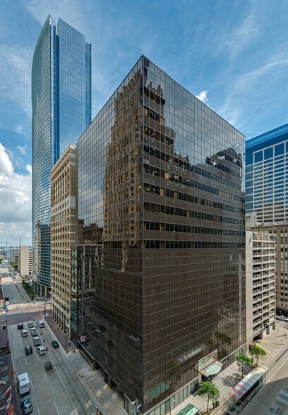 801 Travis St, Houston, TX à louer - Photo de l’immeuble – Image 2 sur 14