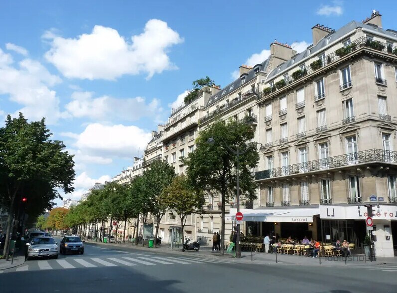 Local commercial dans Paris à louer - Photo de l’immeuble – Image 2 sur 3