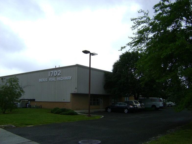 1702 Industrial Hwy, Cinnaminson, NJ à louer - Photo de l’immeuble – Image 2 sur 3