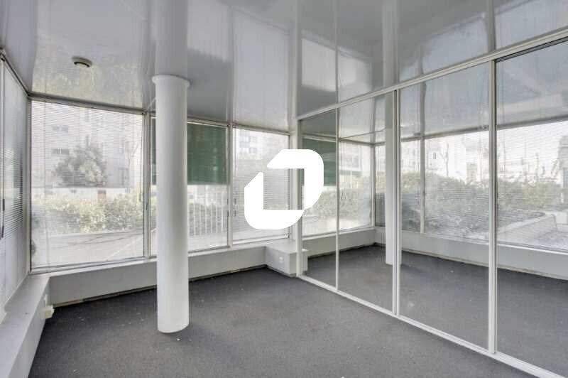 Bureau dans Suresnes à louer - Photo intérieure – Image 3 sur 7