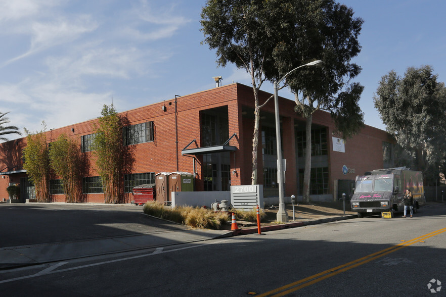 2700 Pennsylvania Ave, Santa Monica, CA à louer - Photo principale – Image 1 sur 4