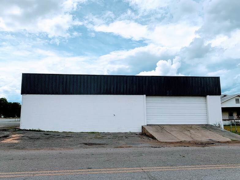 801 14th St N, Bessemer, AL à louer - Photo de l’immeuble – Image 3 sur 3