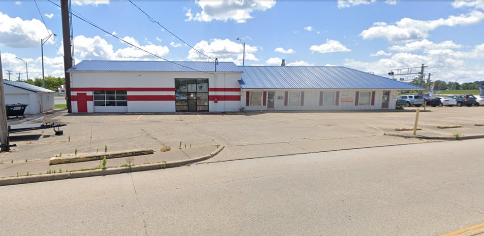 315 N Fares Ave, Evansville, IN à louer - Photo principale – Image 1 sur 12