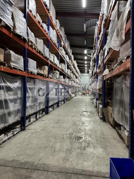 Industriel/Logistique dans Villeparisis à vendre - Photo de l’immeuble – Image 3 sur 4