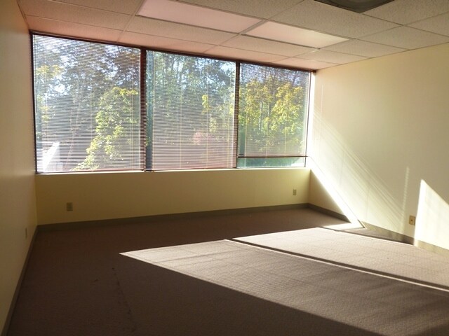 200 E Powell Blvd, Gresham, OR à louer - Photo de l’immeuble – Image 3 sur 20