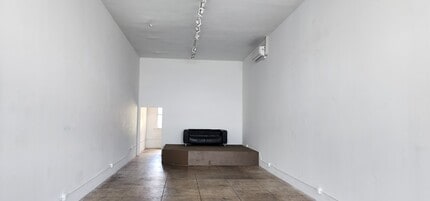 3520 W Washington Blvd, Los Angeles, CA à louer Photo intérieure– Image 1 sur 4