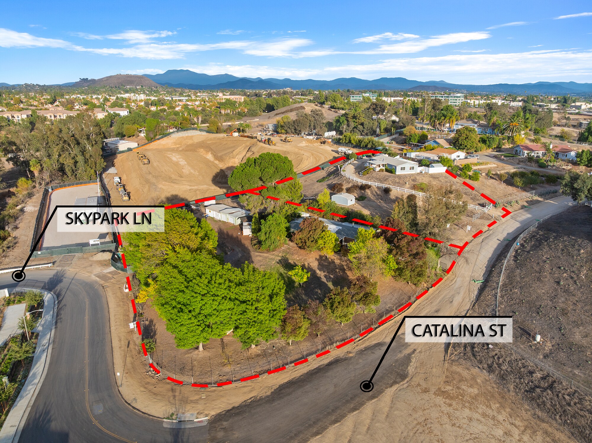 25180 Catalina St & 25210 Catalina St portefeuille de 2 biens à vendre sur LoopNet.fr Aérien– Image 1 sur 20