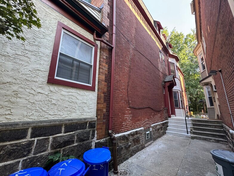 4718 Cedar Ave, Philadelphia, PA à vendre - Photo de l’immeuble – Image 3 sur 32