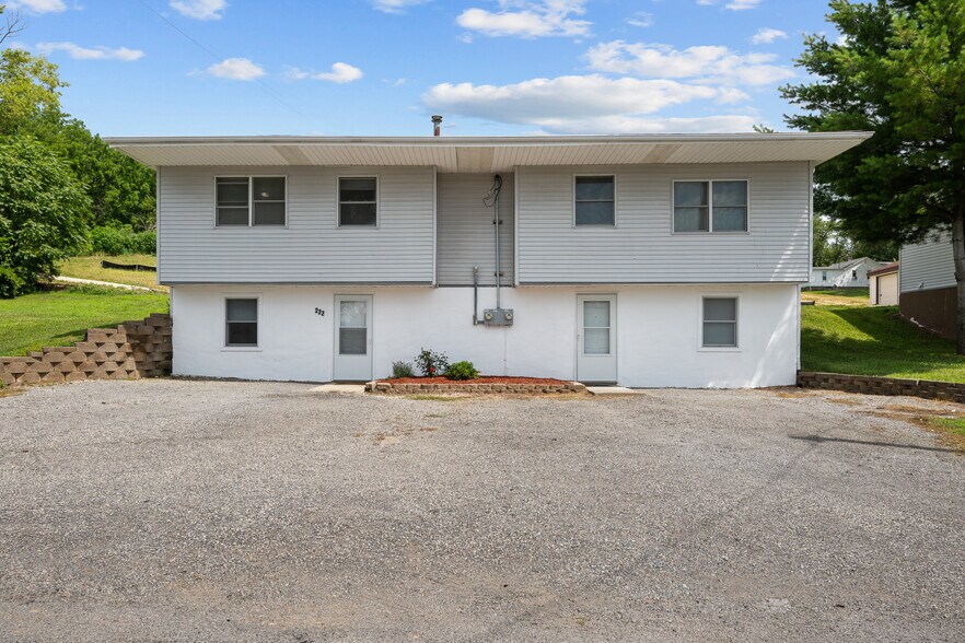 222 6th St, Buffalo, IA à vendre - Photo principale – Image 1 sur 33