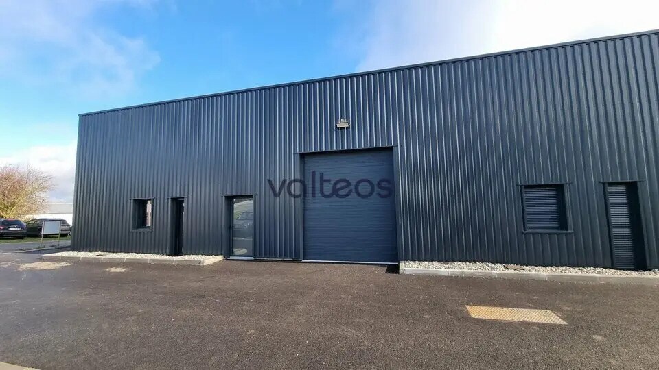 Local d’activités dans SAINTE-FOY-D'AIGREFEUILLE à louer Photo de l’immeuble– Image 1 sur 9