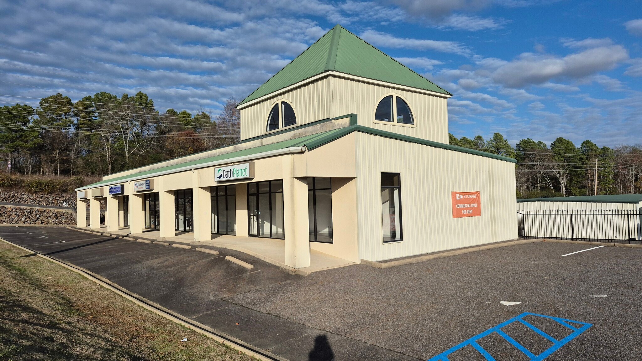 1801 Higdon Ferry Rd, Hot Springs, AR à louer Photo principale– Image 1 sur 3