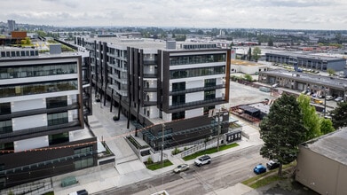 8188 Manitoba St, Vancouver, BC à louer Photo de l’immeuble– Image 1 sur 5