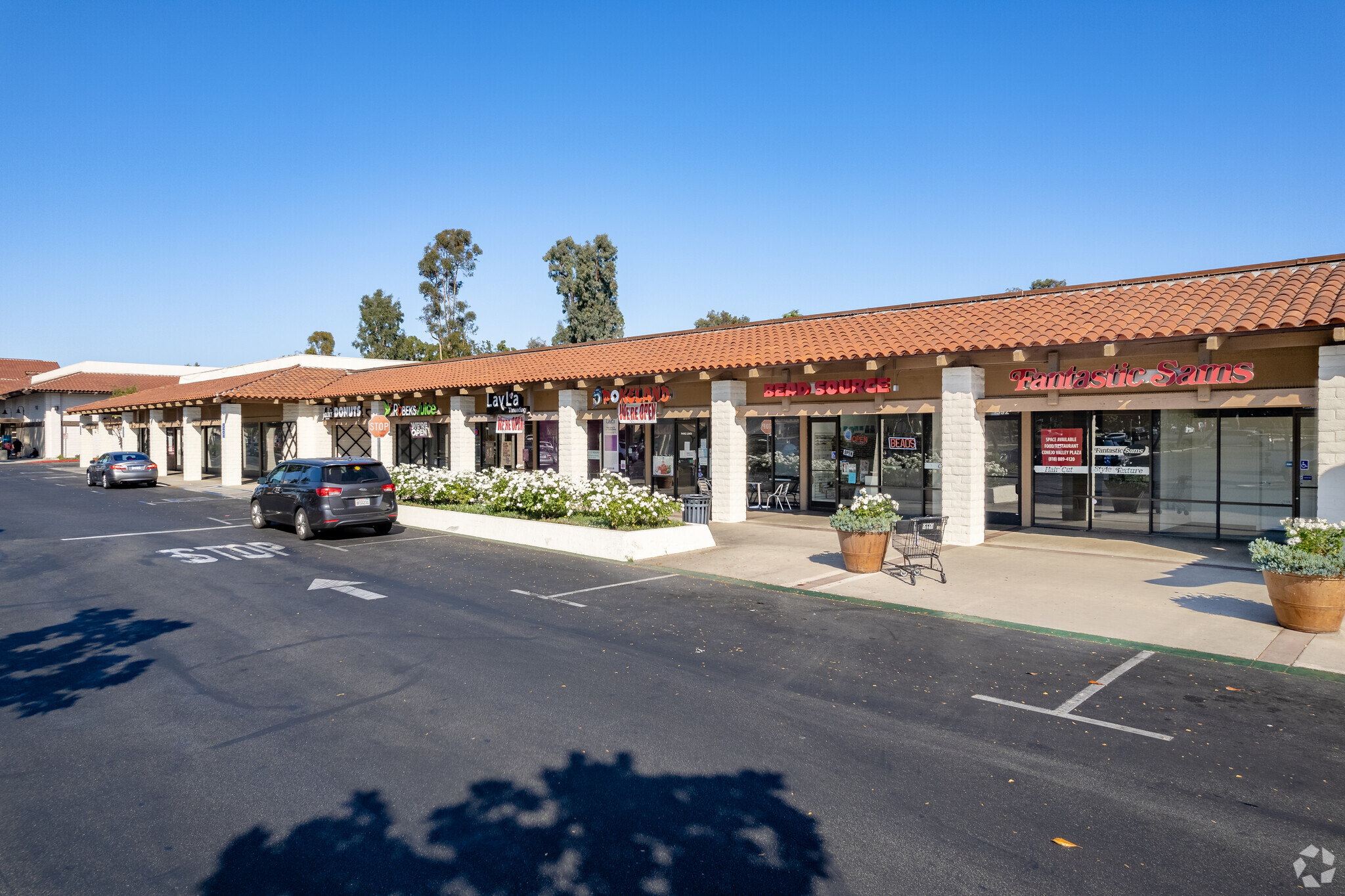 1336-1416 N Moorpark Rd, Thousand Oaks, CA à vendre Photo principale– Image 1 sur 13