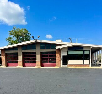Plus de détails pour 5 S Madison St, Oswego, IL - Local commercial à vendre