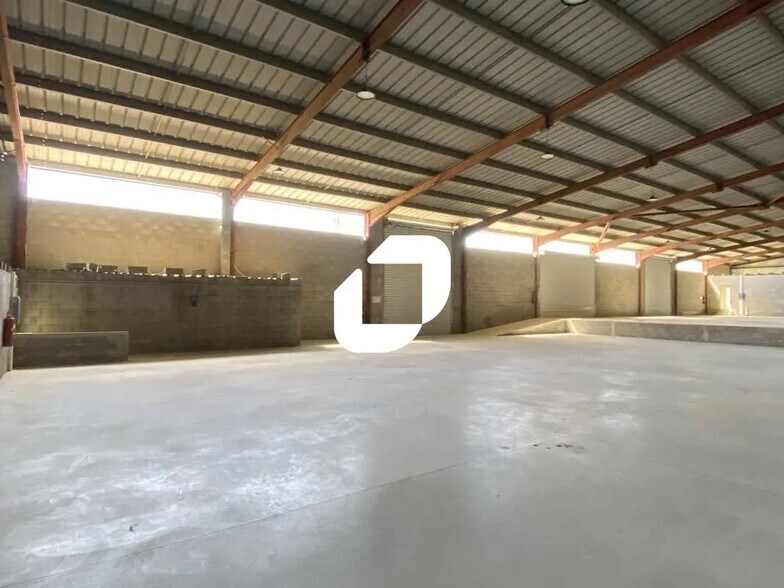 Bureau dans Cournonterral à louer - Photo de l’immeuble – Image 1 sur 11