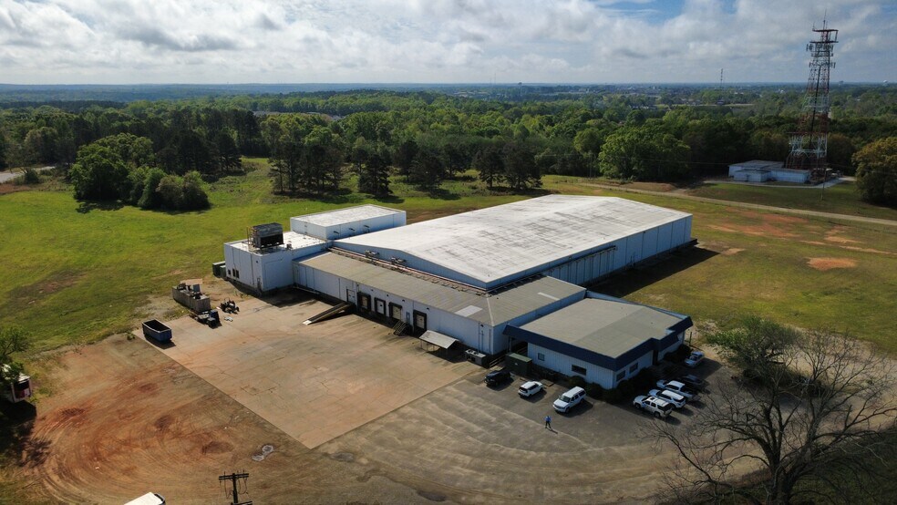 1301 N Three Notch St, Troy, AL à louer - Photo de l’immeuble – Image 1 sur 9