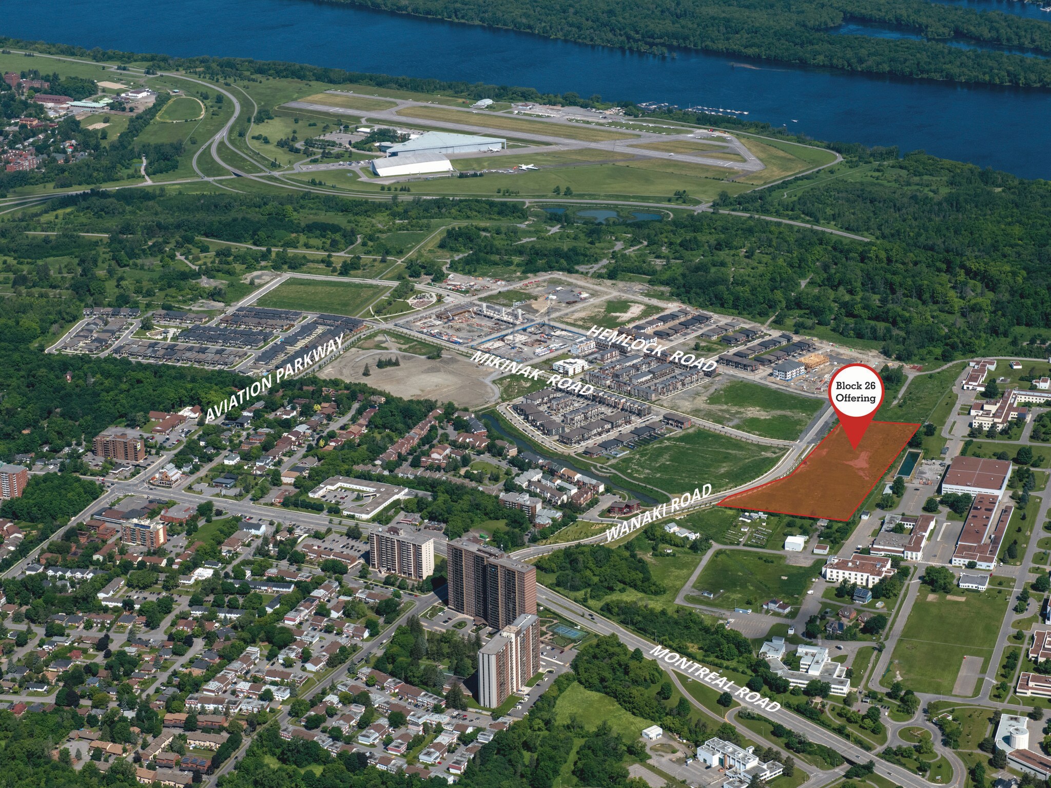 Wateridge Village, Ottawa, ON à vendre Aérien– Image 1 sur 5