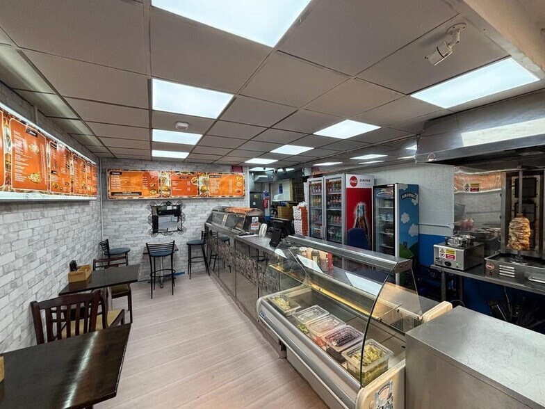 119 Kirby Rd, Leicester à vendre - Photo de l’immeuble – Image 1 sur 19