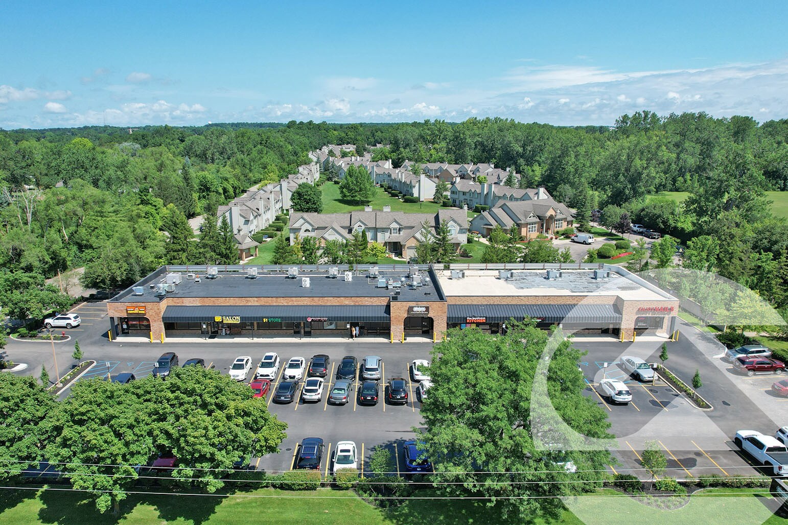 40320-40420 Five Mile Rd, Plymouth, MI à louer Photo de l’immeuble– Image 1 sur 2