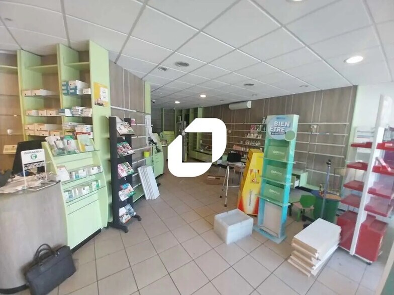 Local commercial dans Le Bouscat à vendre - Photo de l’immeuble – Image 1 sur 6