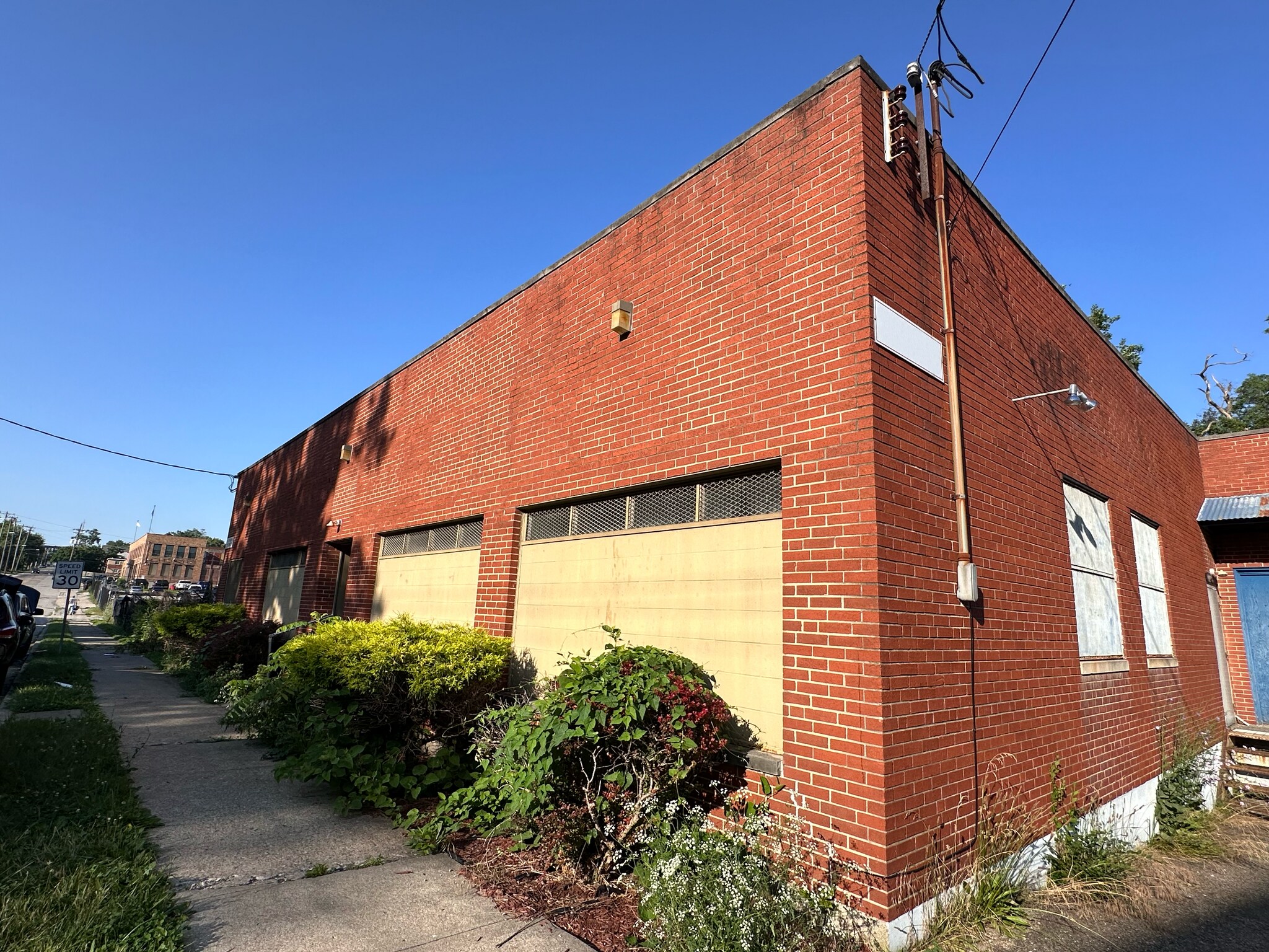 2863 Stanton Ave, Cincinnati, OH à vendre Photo de l’immeuble– Image 1 sur 7