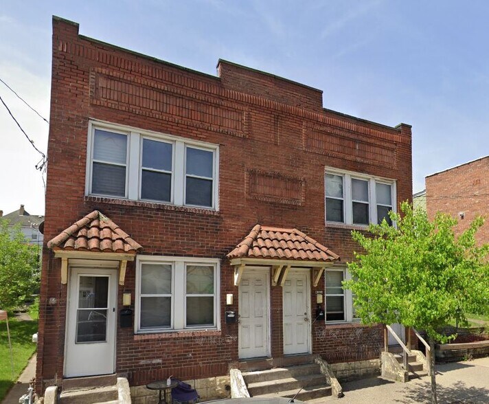 631 Broadway Ave, McKees Rocks, PA à vendre - Photo principale – Image 1 sur 1