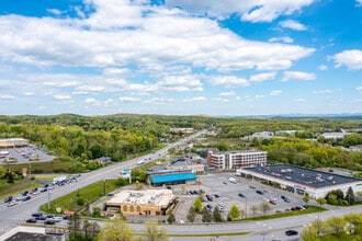 200-400 N Galleria Dr, Middletown, NY - VUE AÉRIENNE  vue de carte