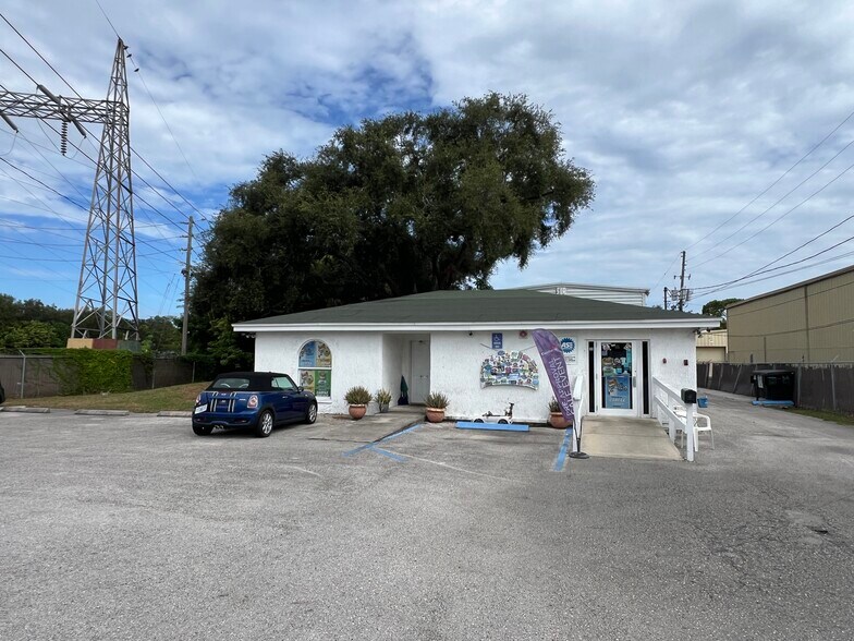 2850 Roosevelt Blvd, Clearwater, FL à vendre - Photo de l’immeuble – Image 2 sur 27