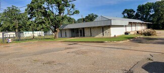 Plus de détails pour 2820 E Marshall Ave, Longview, TX - Local d'activités à louer