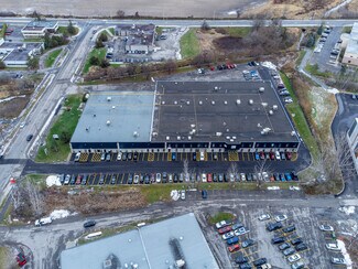 Plus de détails pour 302 Legget Dr, Ottawa, ON - Industriel/Logistique à louer
