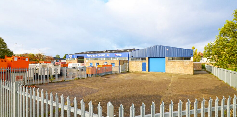 11-12 Albone Way, Biggleswade à louer - Photo de l’immeuble – Image 2 sur 2