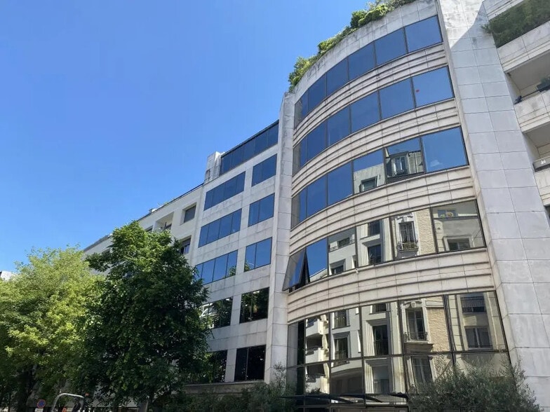 Bureau dans Levallois-Perret à vendre - Photo de l’immeuble – Image 1 sur 13