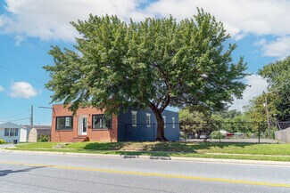 Plus de détails pour 730 S Marlyn Ave, Essex, MD - Local d’activités à vendre