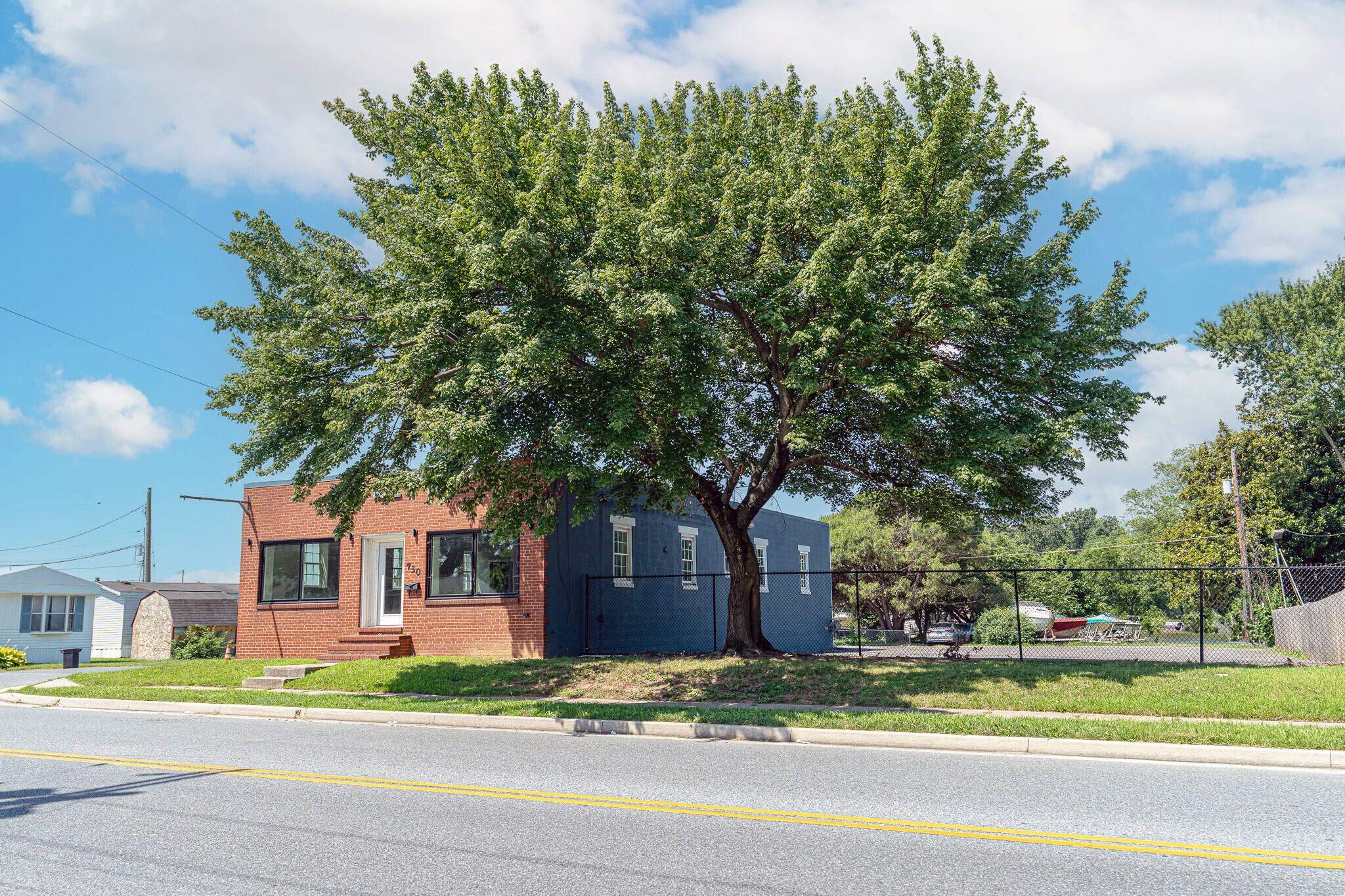 730 S Marlyn Ave, Essex, MD à vendre Photo principale– Image 1 sur 15